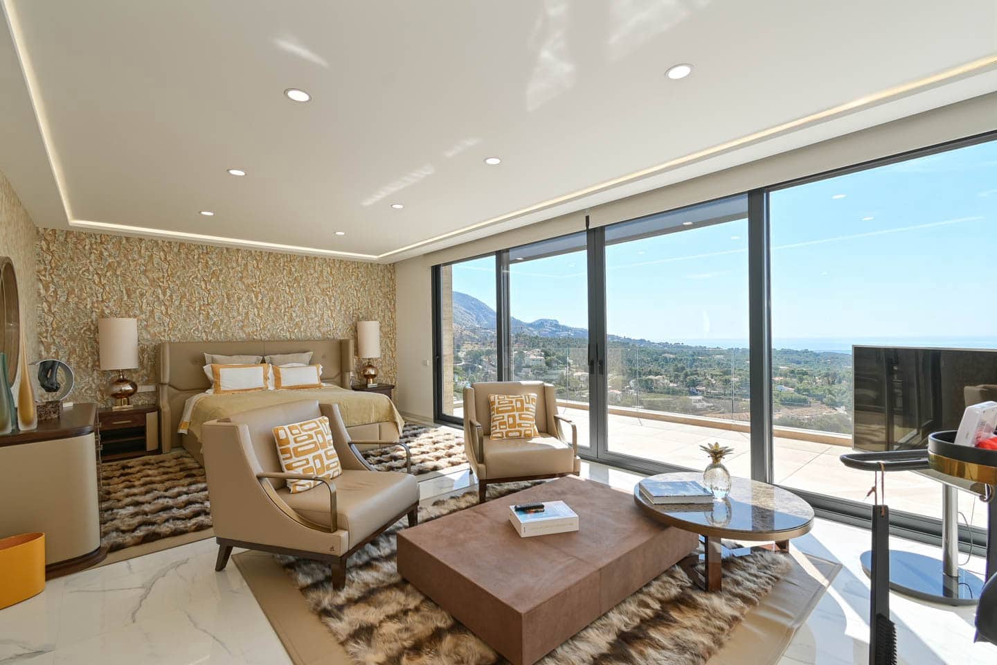 6 bedroom Villa for sale in Altea - € 5,595,000 (Ref: 9061340)