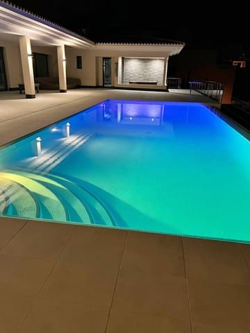 5 slaapkamer Villa te koop in Altea met zwembad - € 3.500.000 (Ref: 9061344)