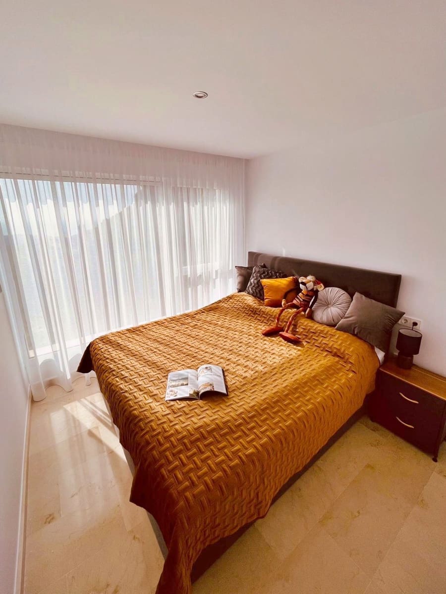 4 bedroom Villa for sale in Altea with pool - € 1,210,000 (Ref: 9061345)