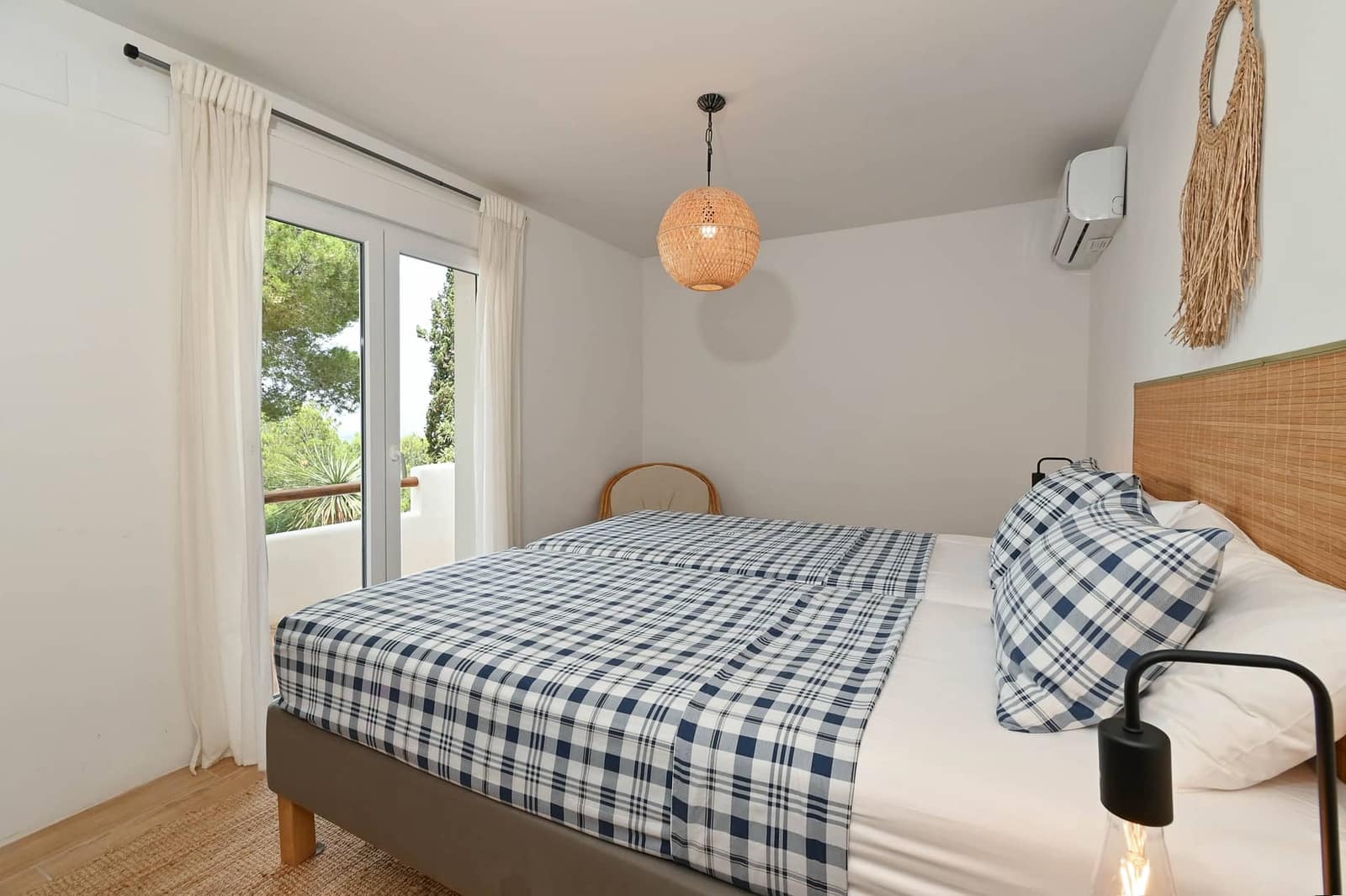 5 bedroom Villa for sale in Denia - € 799,000 (Ref: 9061346)