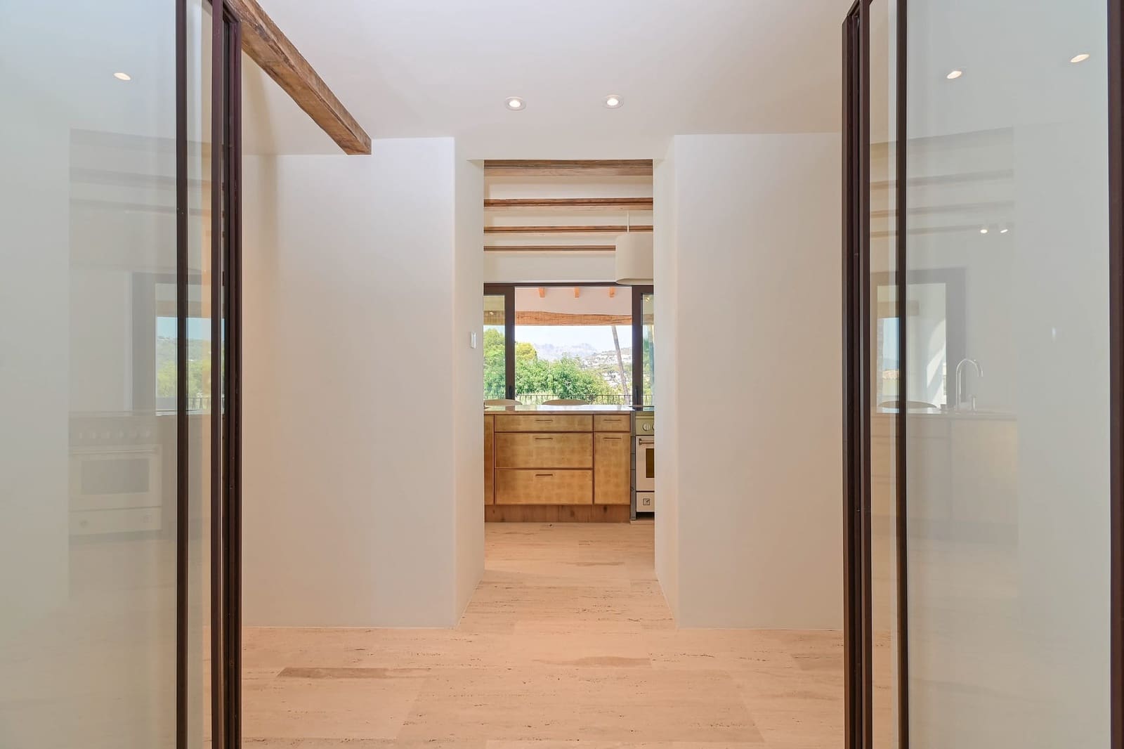 5 bedroom Villa for sale in Benissa - € 2,750,000 (Ref: 9061347)