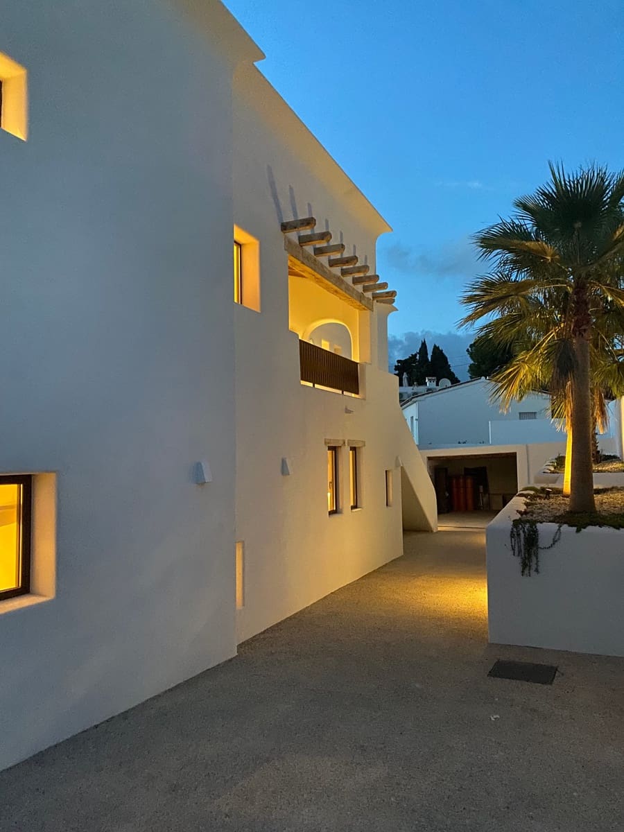5 bedroom Villa for sale in Benissa - € 2,750,000 (Ref: 9061347)