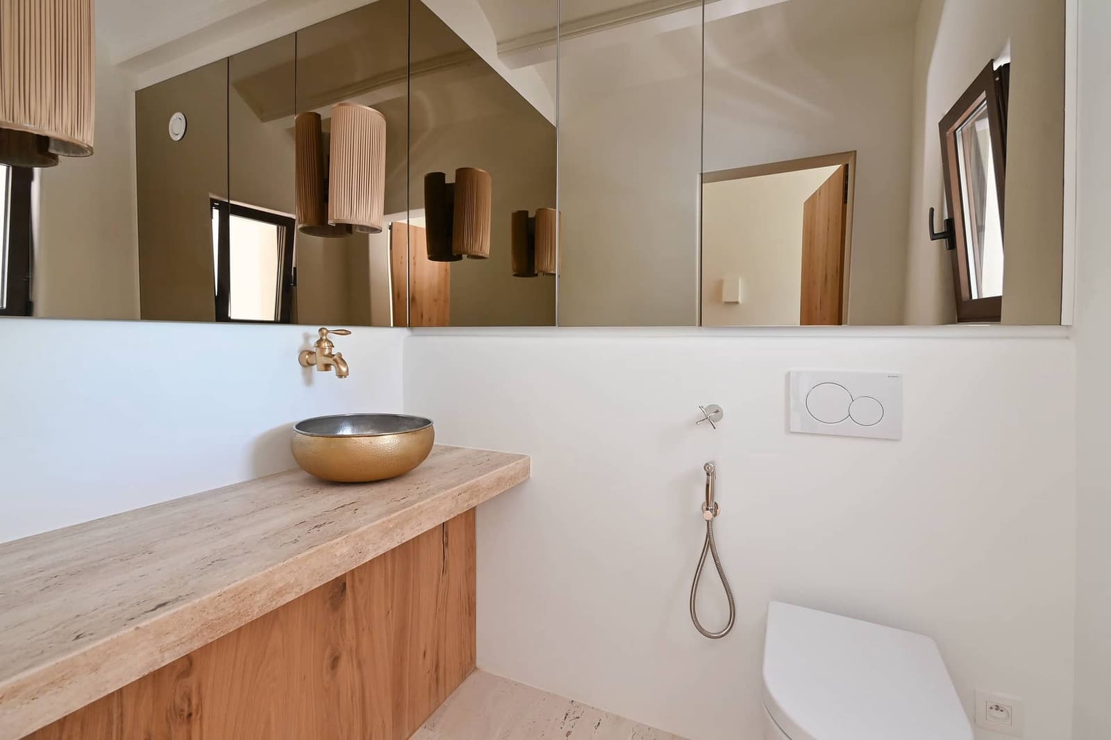 5 bedroom Villa for sale in Benissa - € 2,750,000 (Ref: 9061347)