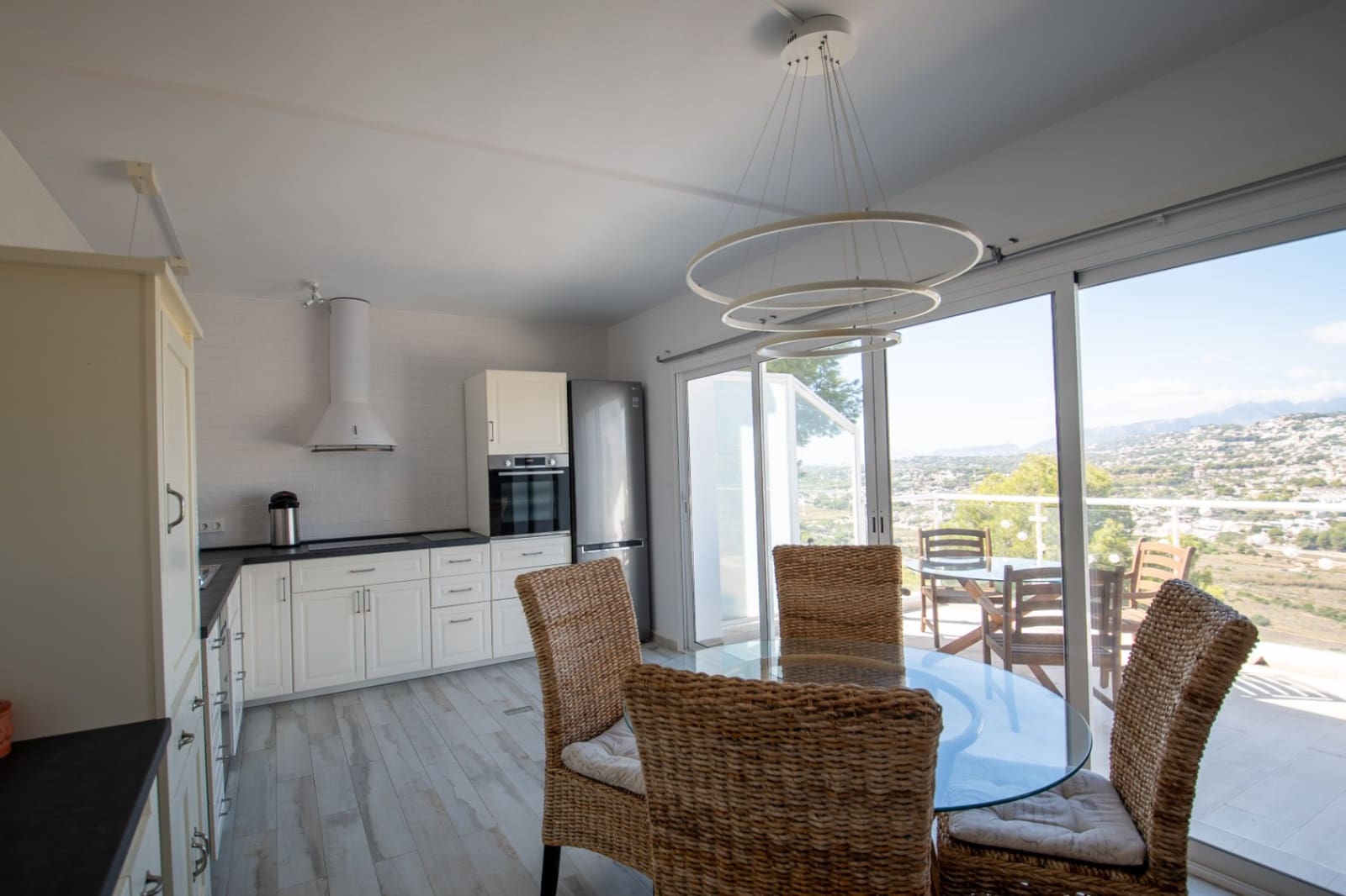 7 bedroom Villa for sale in Moraira with pool - € 1,250,000 (Ref: 9061348)