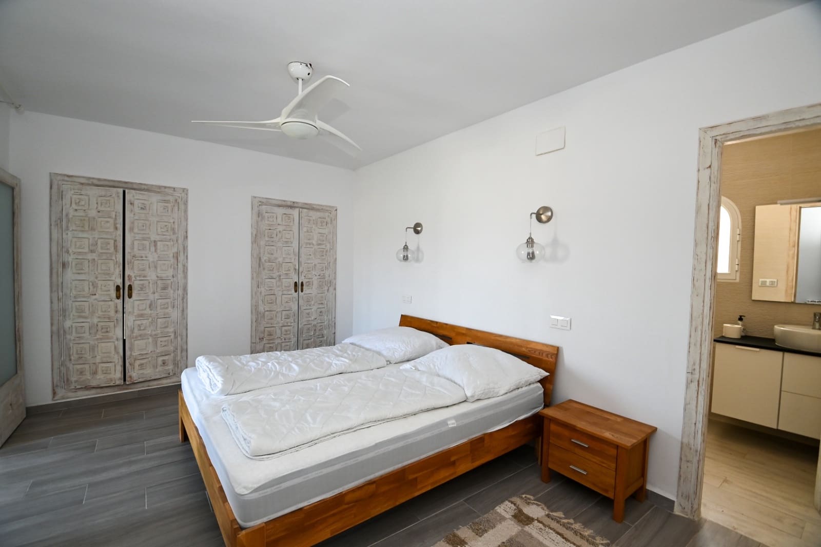 7 bedroom Villa for sale in Moraira with pool - € 1,250,000 (Ref: 9061348)