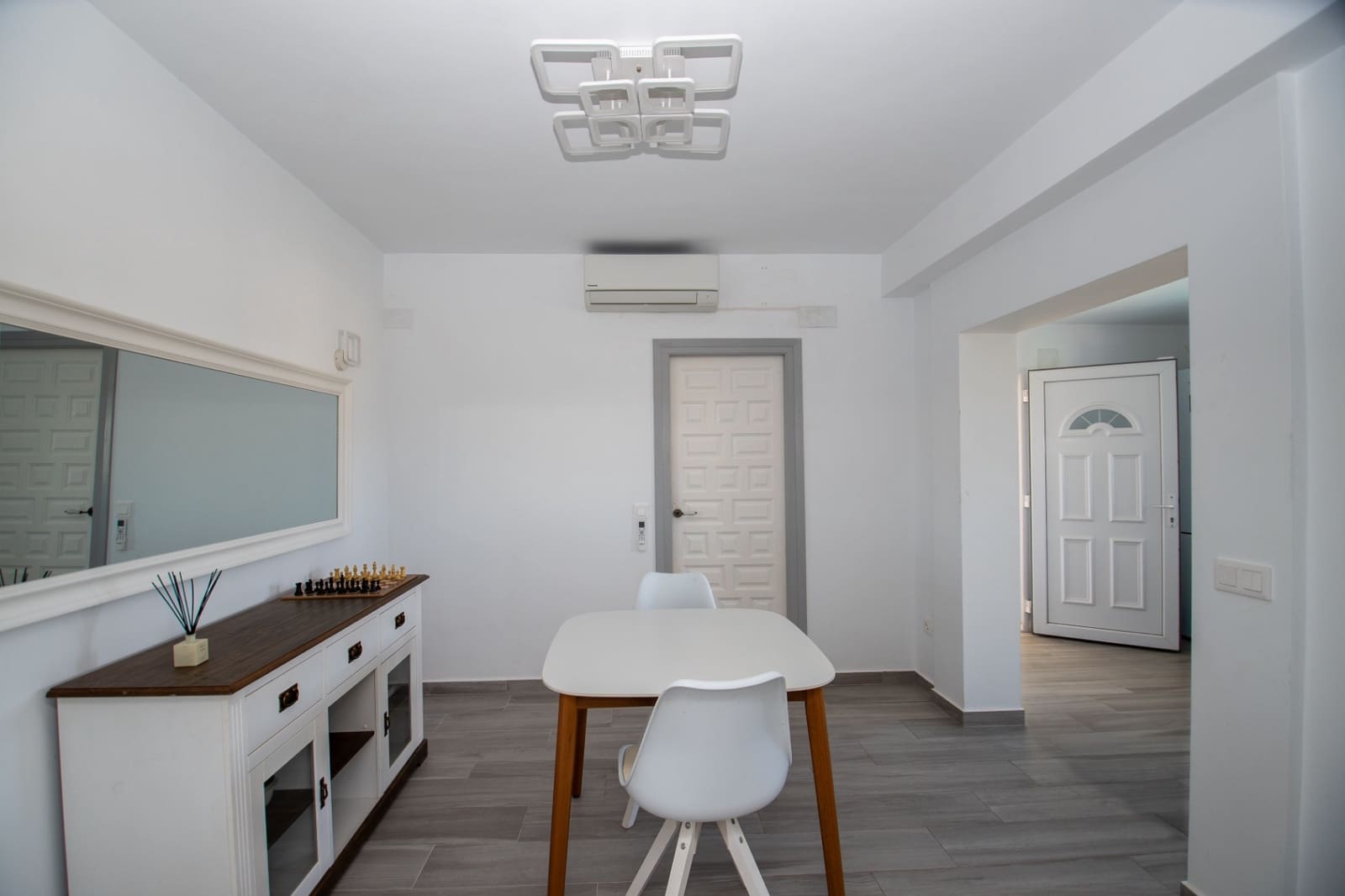 7 bedroom Villa for sale in Moraira with pool - € 1,250,000 (Ref: 9061348)