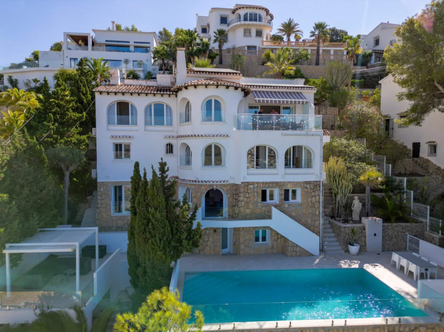 7 bedroom Villa for sale in Moraira with pool - € 1,250,000 (Ref: 9061348)