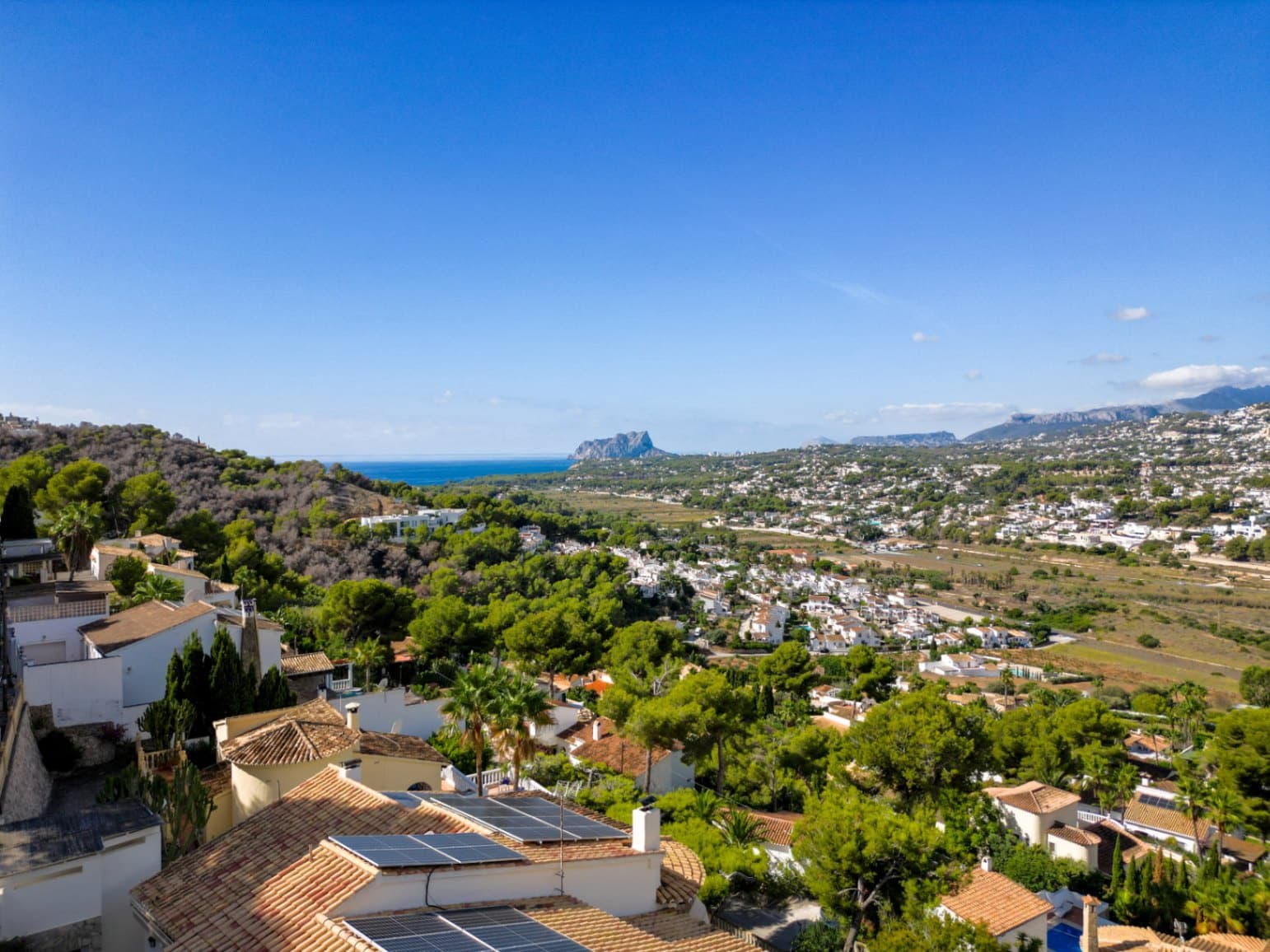7 bedroom Villa for sale in Moraira with pool - € 1,250,000 (Ref: 9061348)