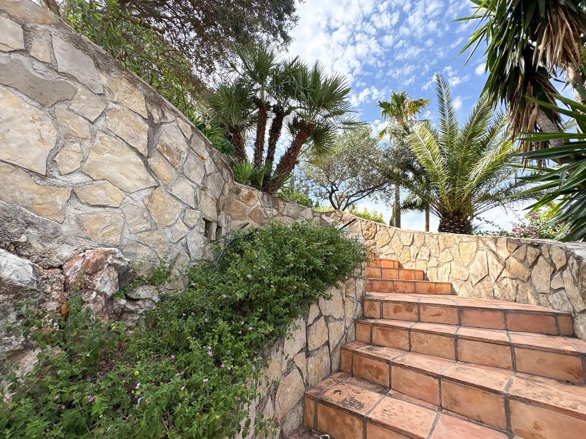 4 soveværelse Villa til salg i Denia med swimmingpool garage - € 1.150.000 (Ref: 9061351)