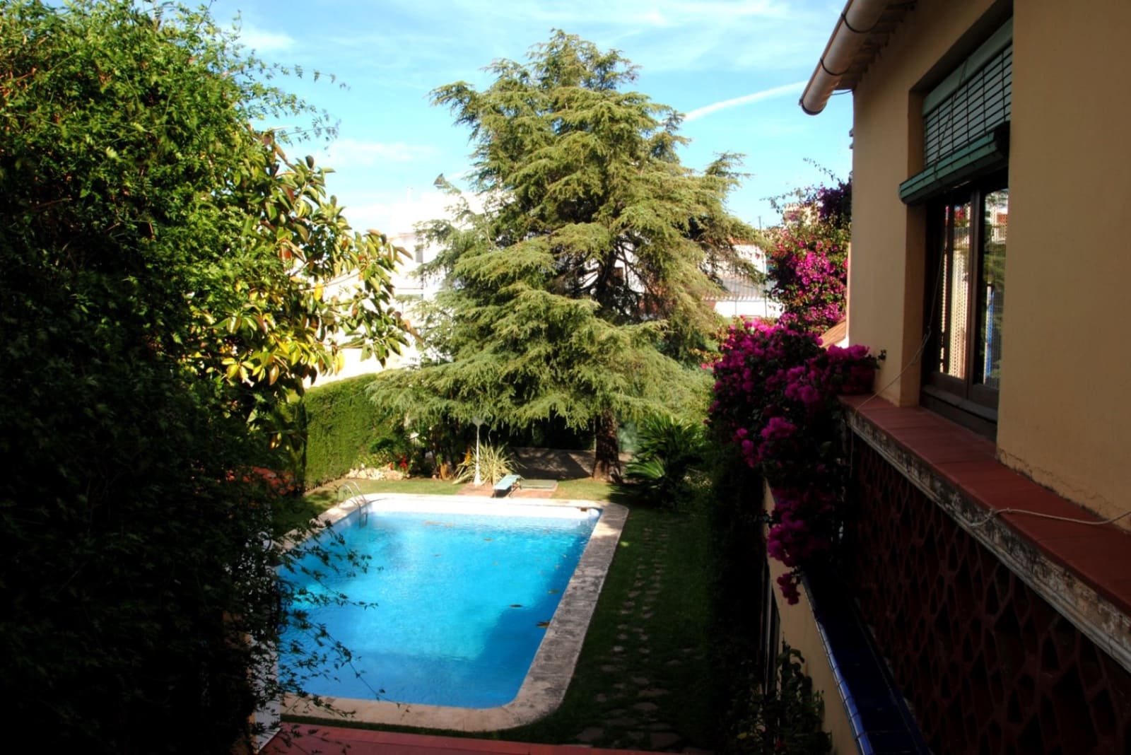 7 soveværelse Rækkehus til salg i Pedreguer med swimmingpool - € 469.950 (Ref: 9061355)