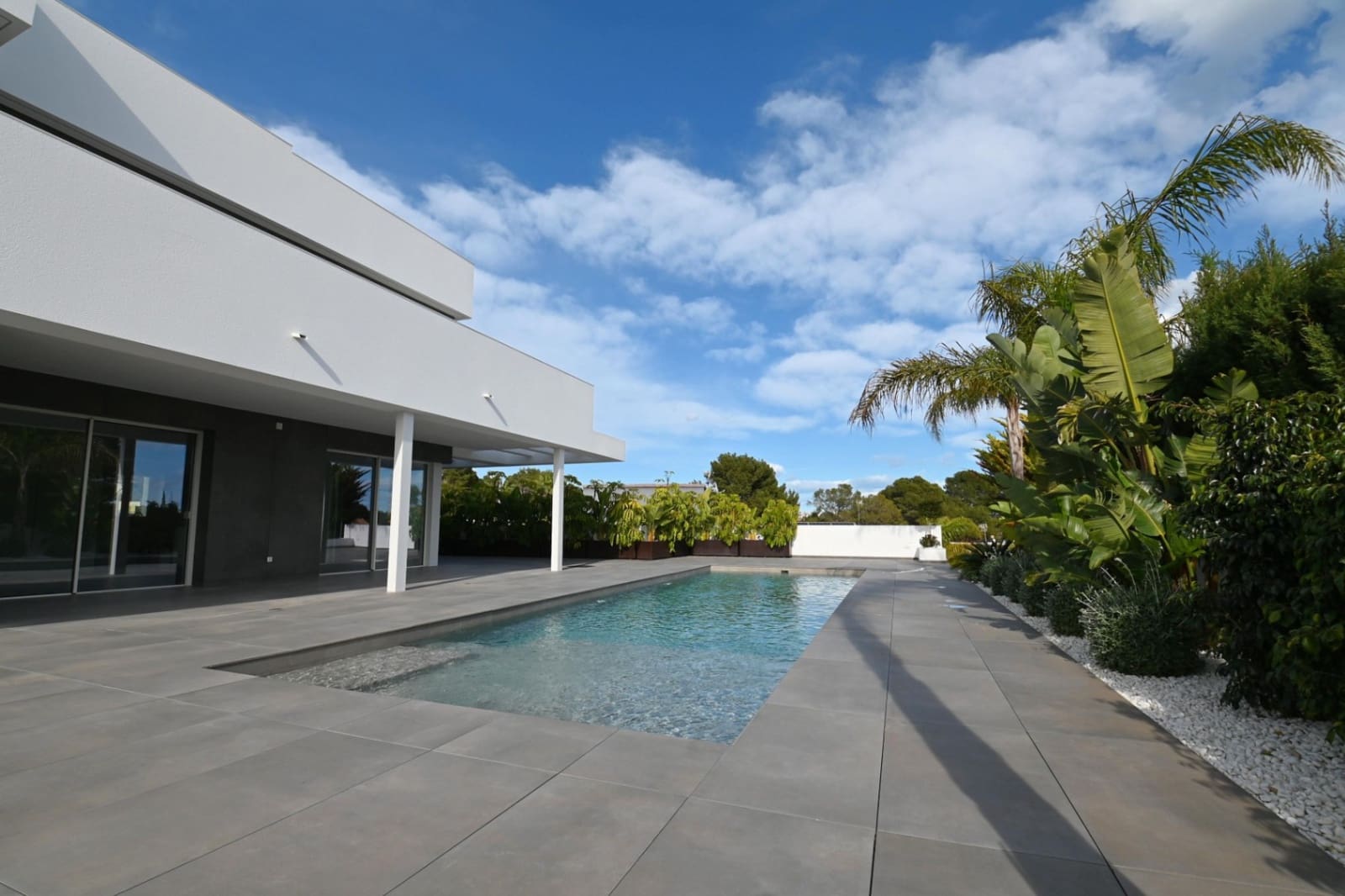 3 bedroom Villa for sale in Moraira with pool - € 2,400,000 (Ref: 9061356)