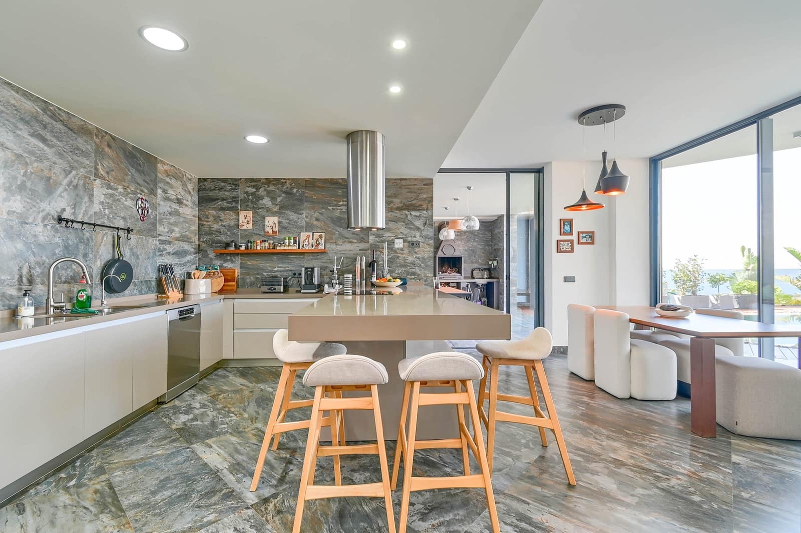 3 bedroom Villa for sale in Altea - € 2,650,000 (Ref: 9061385)