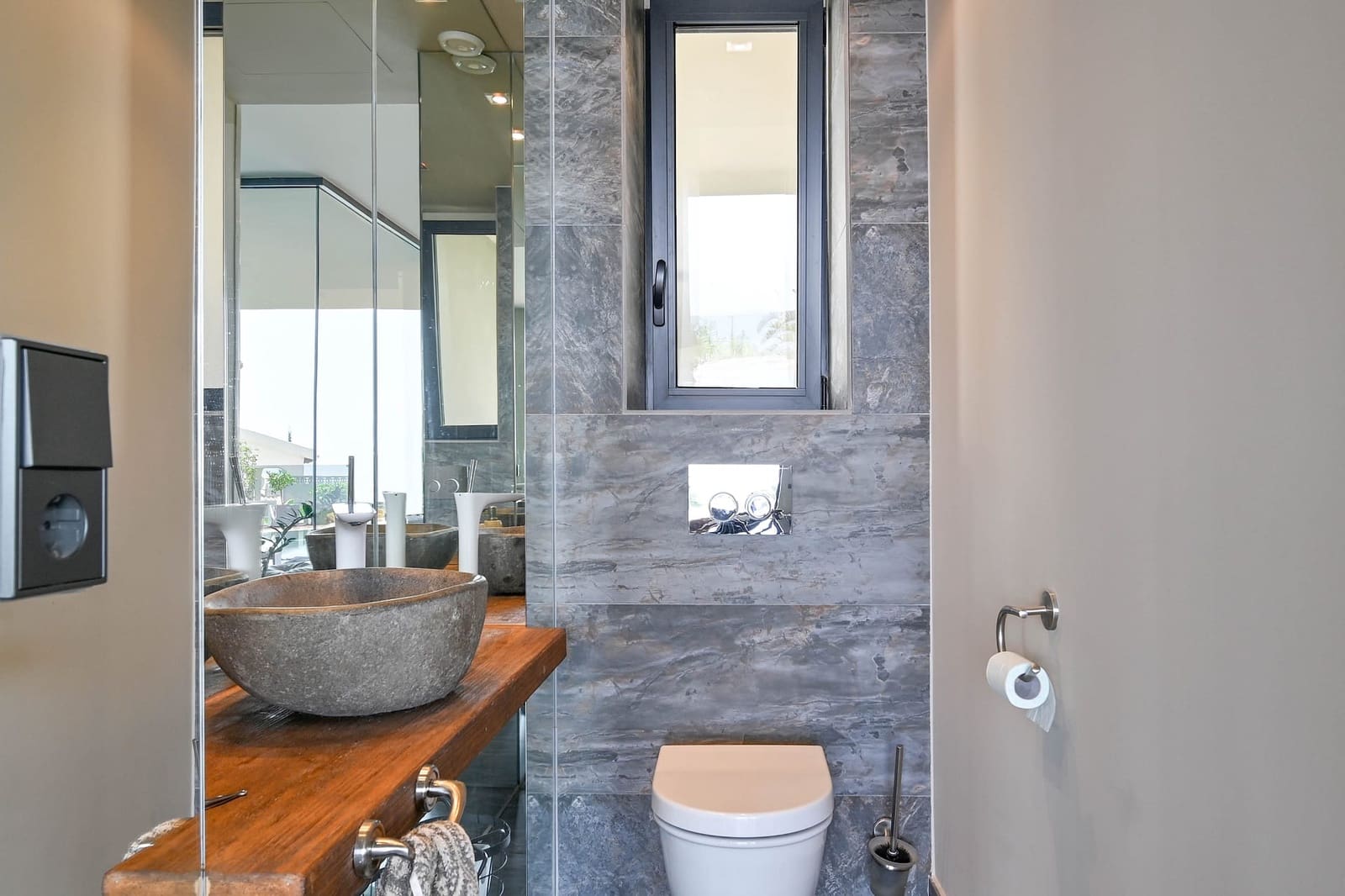 3 bedroom Villa for sale in Altea - € 2,650,000 (Ref: 9061385)