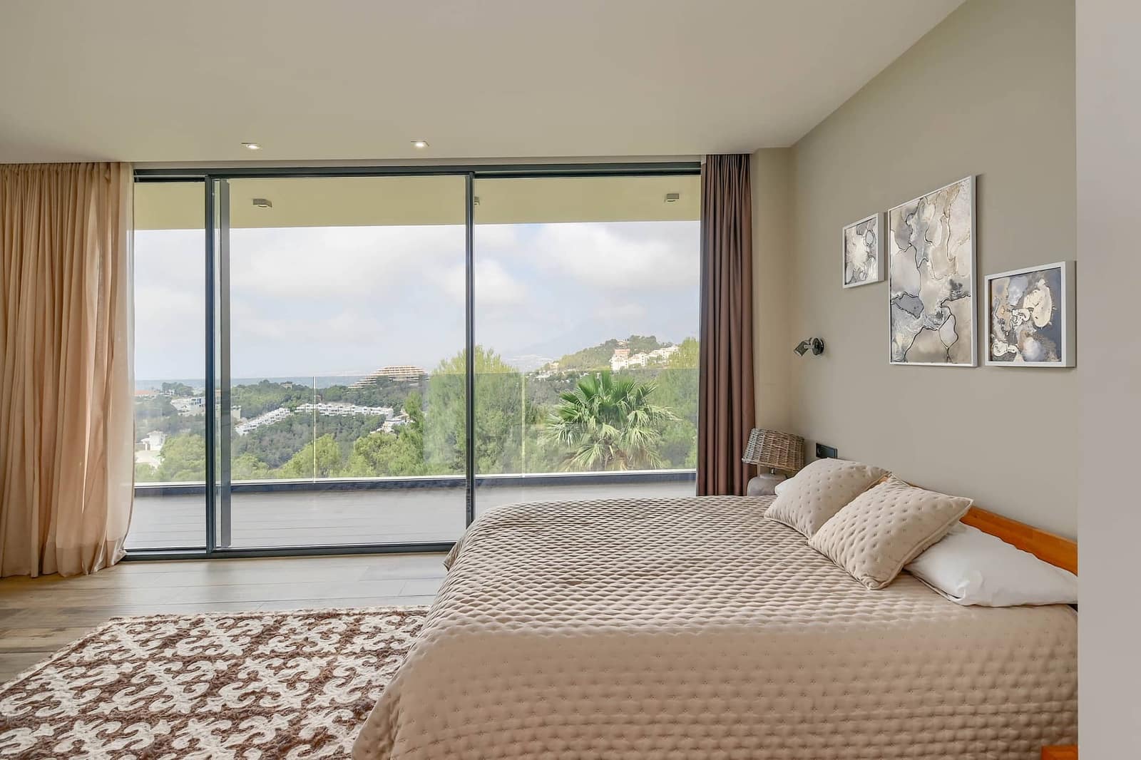 3 bedroom Villa for sale in Altea - € 2,650,000 (Ref: 9061385)