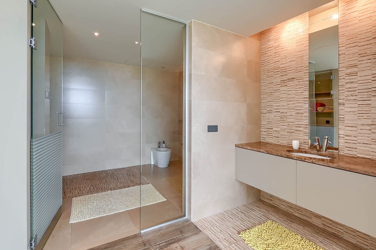 3 bedroom Villa for sale in Altea - € 2,650,000 (Ref: 9061385)