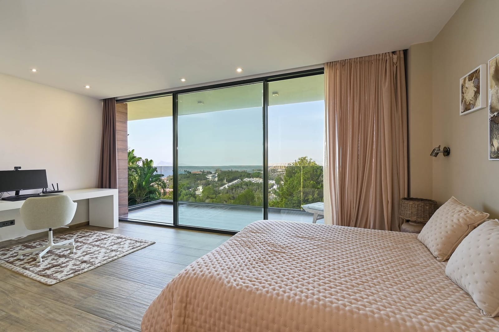 3 bedroom Villa for sale in Altea - € 2,650,000 (Ref: 9061385)