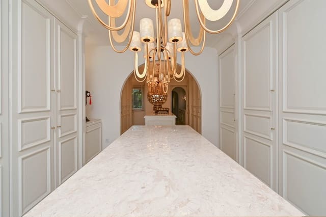 4 bedroom Villa for sale in Casco Urbano, Teulada-Moraira - € 5,850,000 (Ref: 9061387)