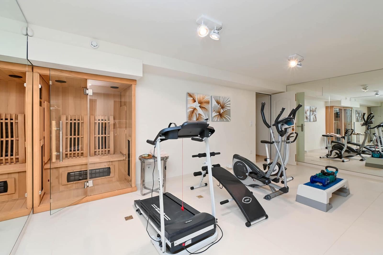 4 bedroom Villa for sale in Moraira - € 5,850,000 (Ref: 9061387)