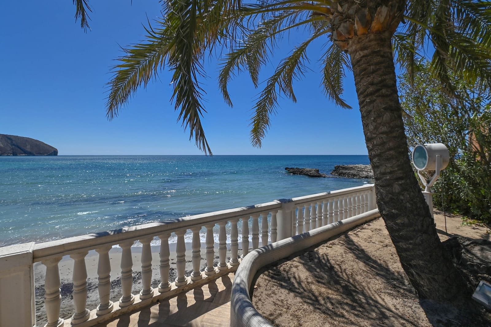 4 bedroom Villa for sale in Moraira - € 5,850,000 (Ref: 9061387)