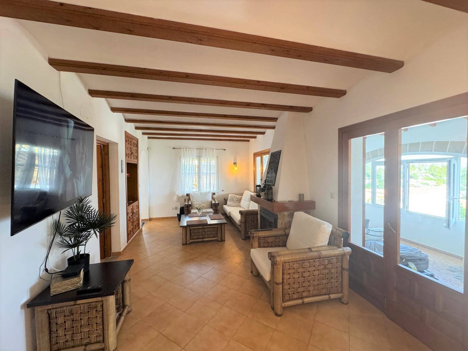 4 bedroom Villa for sale in Denia with pool garage - € 595,000 (Ref: 9100034)