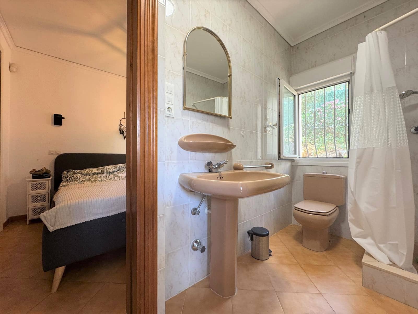 4 bedroom Villa for sale in Denia with pool garage - € 595,000 (Ref: 9100034)