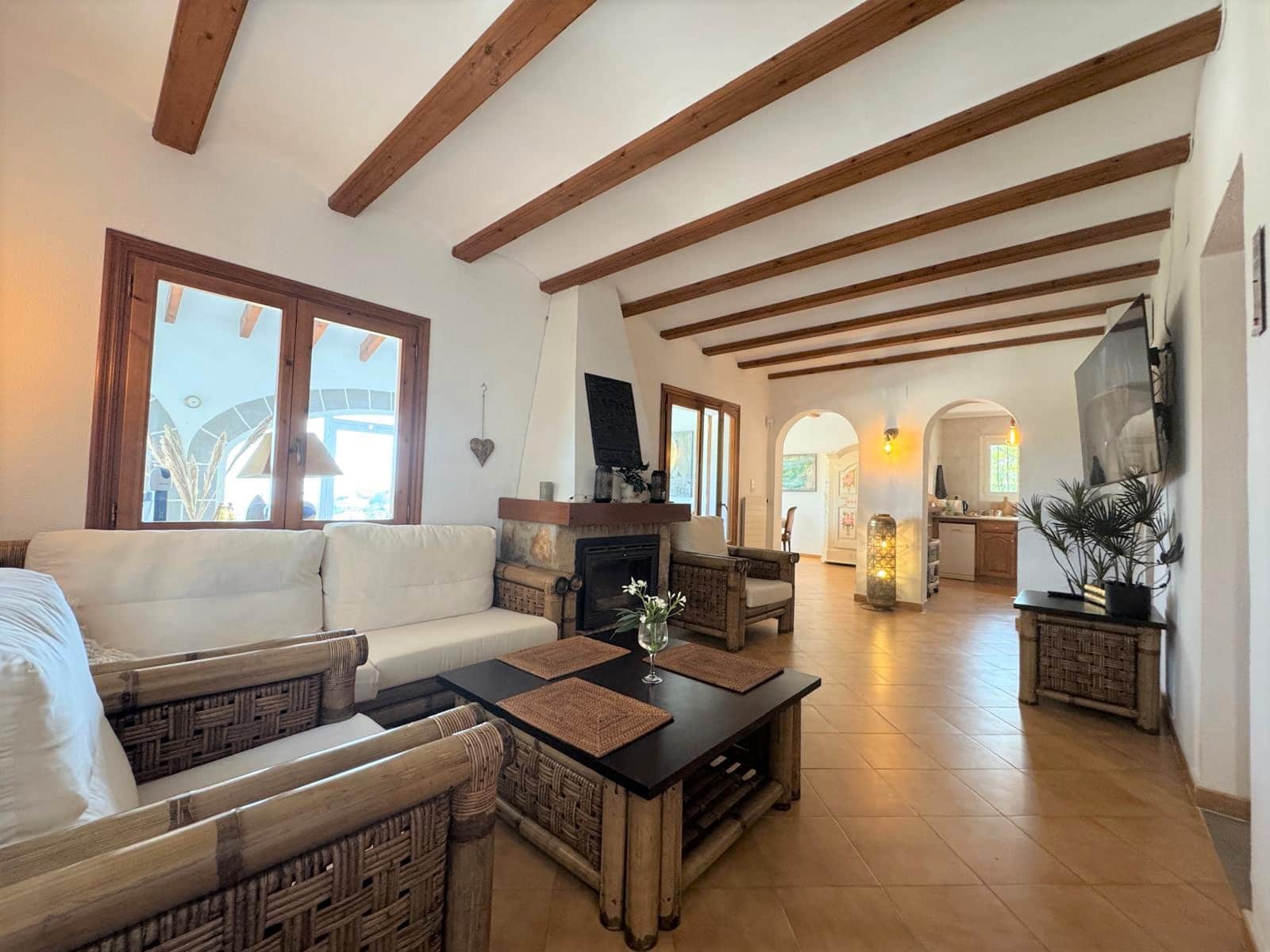 4 sypialnia Willa na sprzedaż w Denia z basenem garażem - 565 000 € (Ref: 9100034)