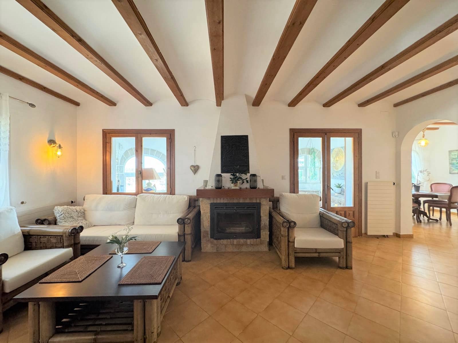 4 sypialnia Willa na sprzedaż w Denia z basenem garażem - 565 000 € (Ref: 9100034)