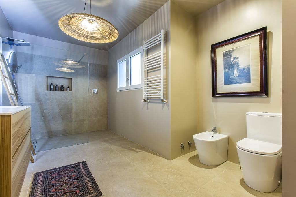 4 bedroom Villa for sale in Denia with pool garage - € 1,390,000 (Ref: 9100163)