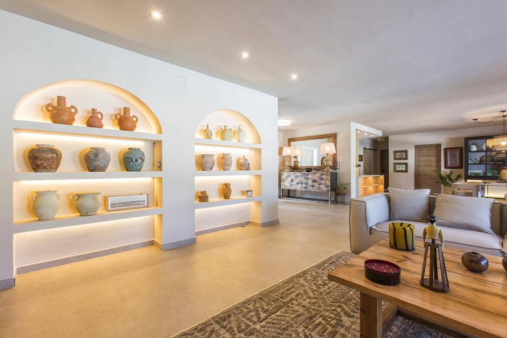 4 bedroom Villa for sale in Denia with pool garage - € 1,390,000 (Ref: 9100163)