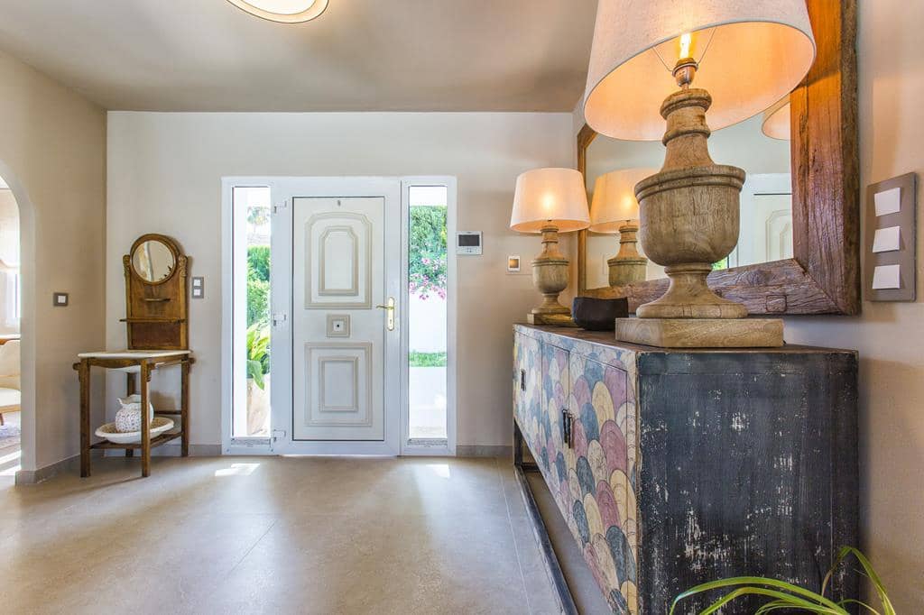 4 bedroom Villa for sale in Denia with pool garage - € 1,390,000 (Ref: 9100163)