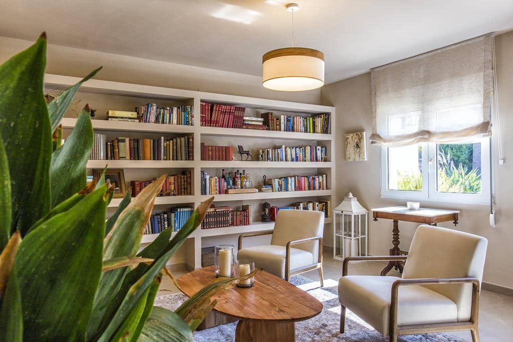 4 bedroom Villa for sale in Denia with pool garage - € 1,390,000 (Ref: 9100163)