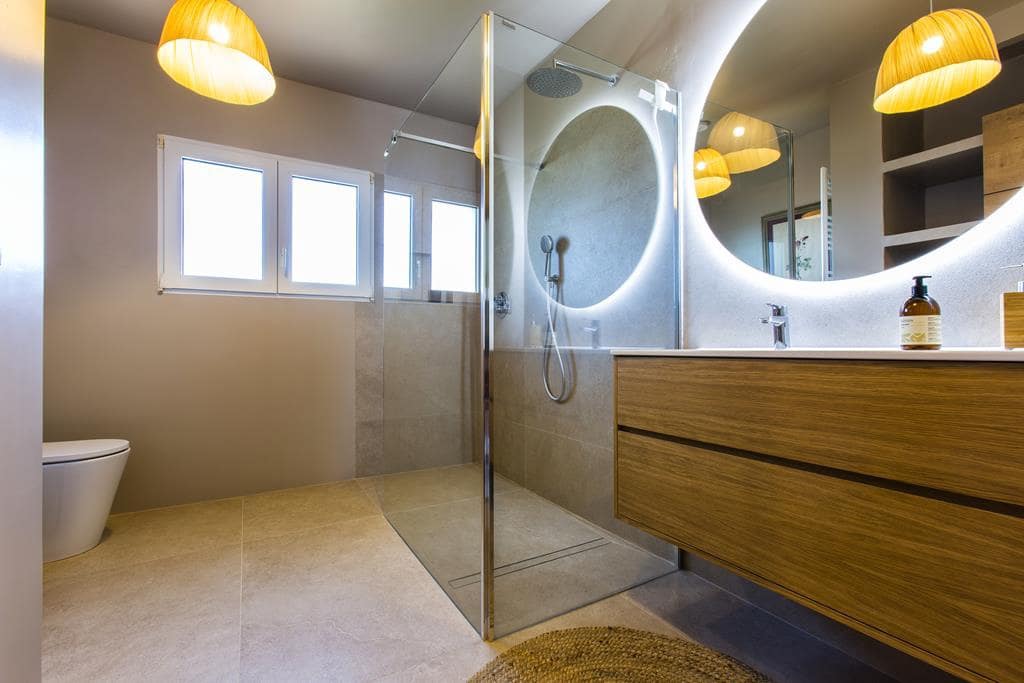 4 bedroom Villa for sale in Denia with pool garage - € 1,390,000 (Ref: 9100163)