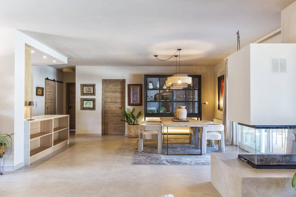 4 sypialnia Willa na sprzedaż w Denia z basenem garażem - 1 290 000 € (Ref: 9100163)