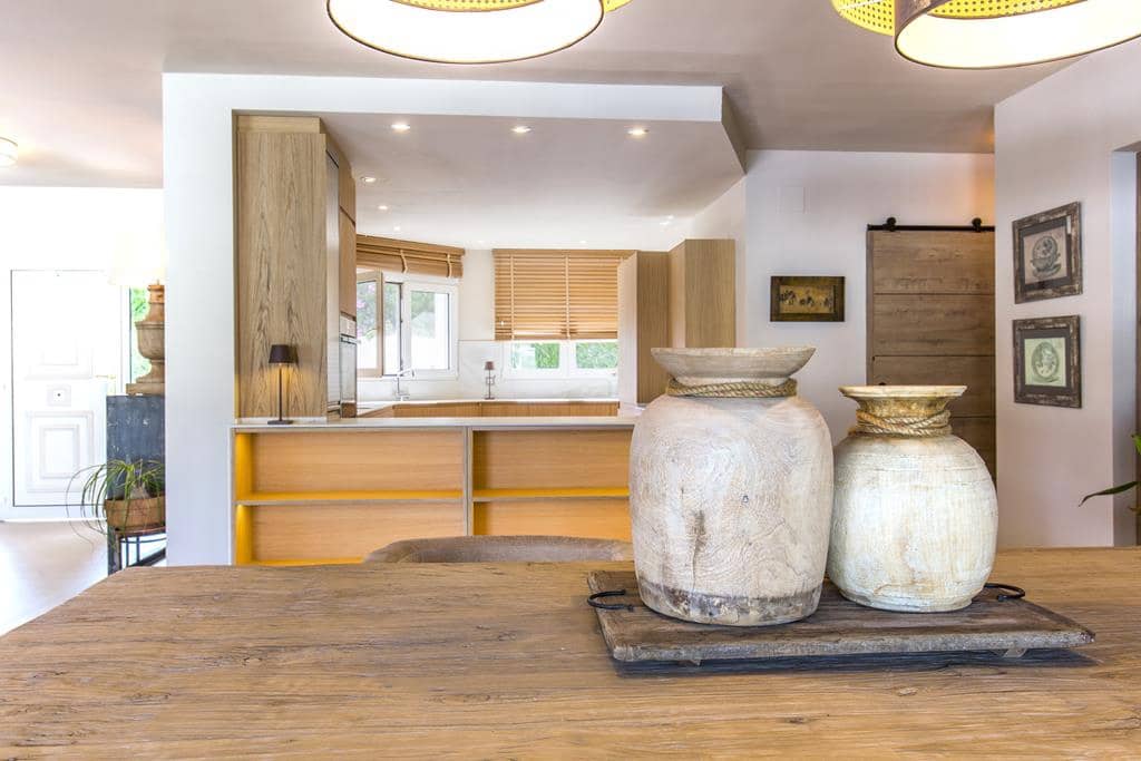 4 sypialnia Willa na sprzedaż w Denia z basenem garażem - 1 290 000 € (Ref: 9100163)