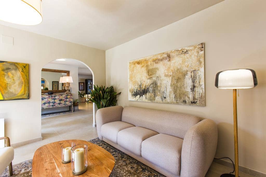 4 sypialnia Willa na sprzedaż w Denia z basenem garażem - 1 290 000 € (Ref: 9100163)