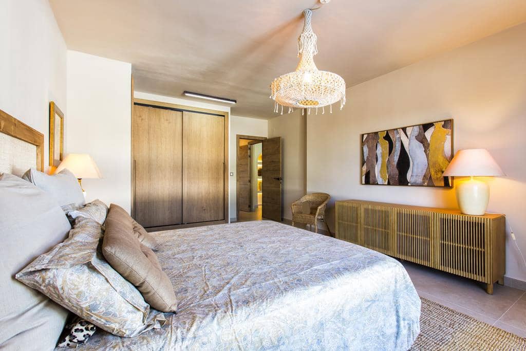 4 sypialnia Willa na sprzedaż w Denia z basenem garażem - 1 290 000 € (Ref: 9100163)