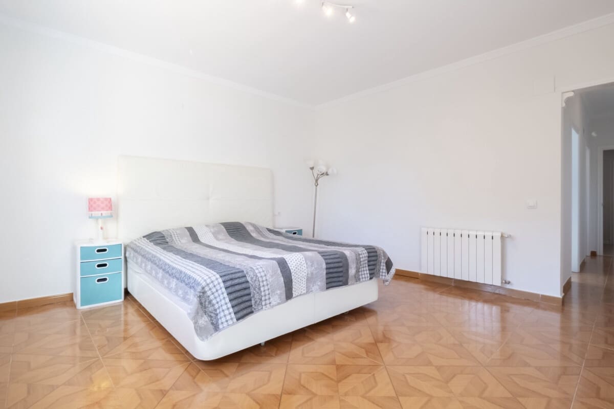 4 bedroom Villa for sale in Gata de Gorgos - € 629,000 (Ref: 9100166)