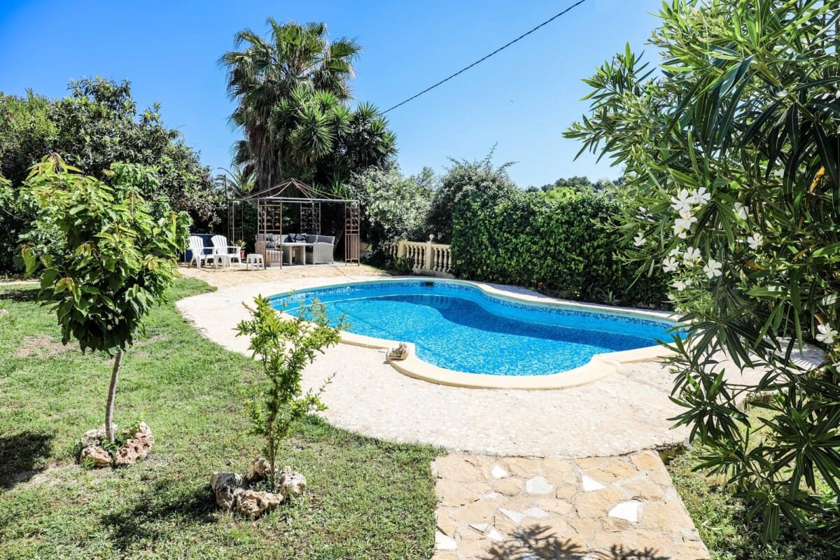 9 camera da letto Villa in vendita in Javea / Xabia con piscina - 825.000 € (Rif: 9100169)