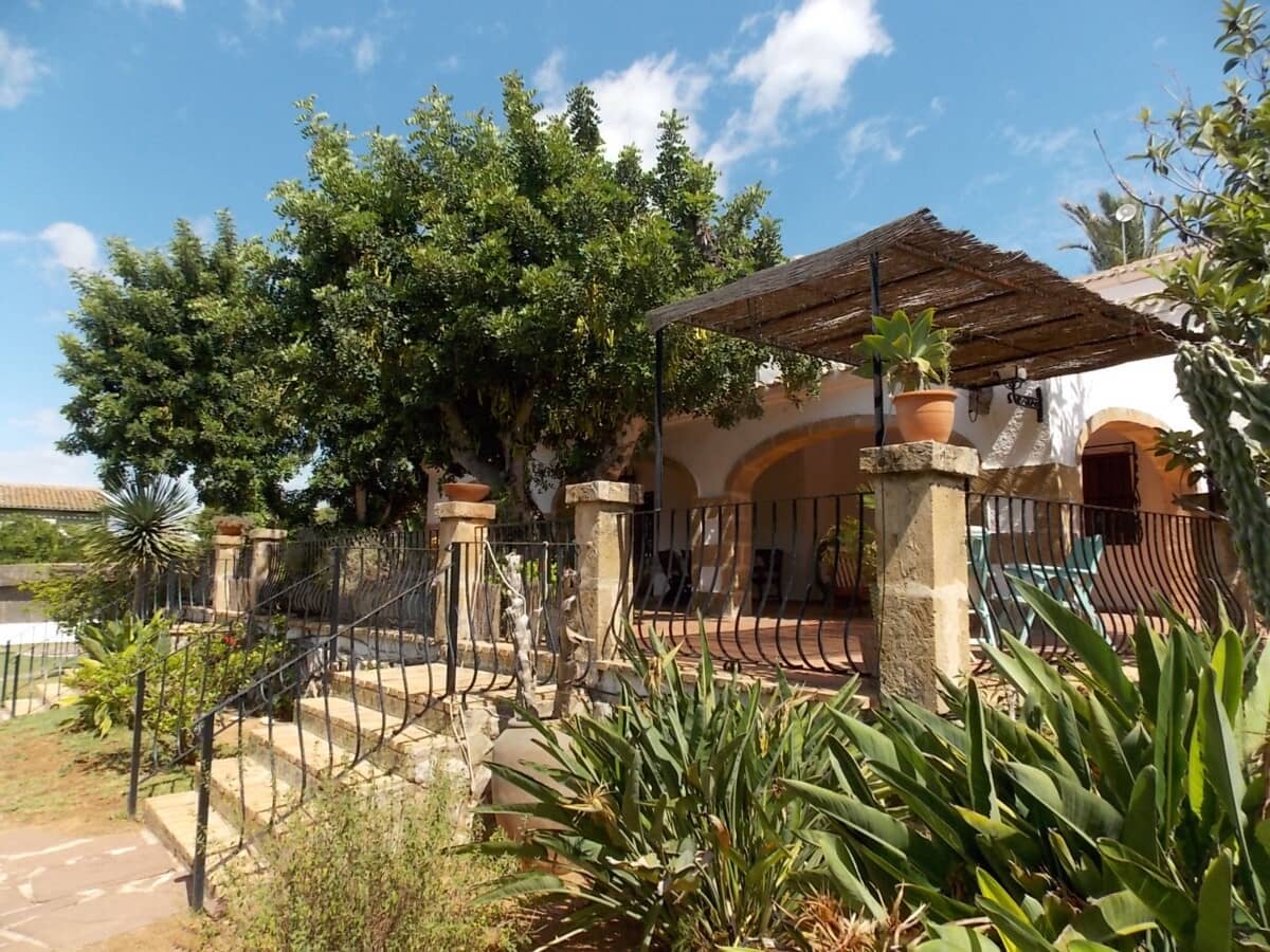 5 bedroom Villa for sale in Javea / Xabia with pool - € 1,250,000 (Ref: 9100171)