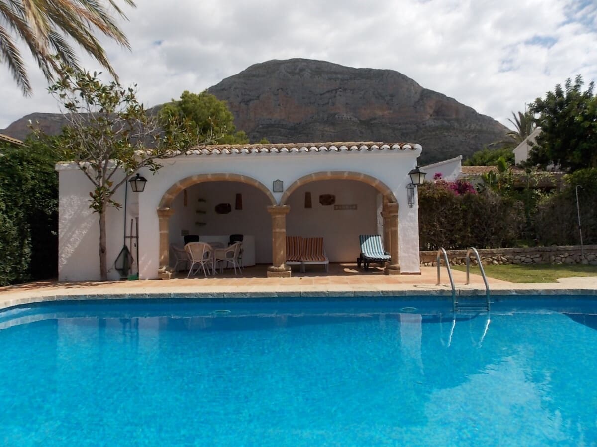 5 bedroom Villa for sale in Javea / Xabia with pool - € 1,250,000 (Ref: 9100171)