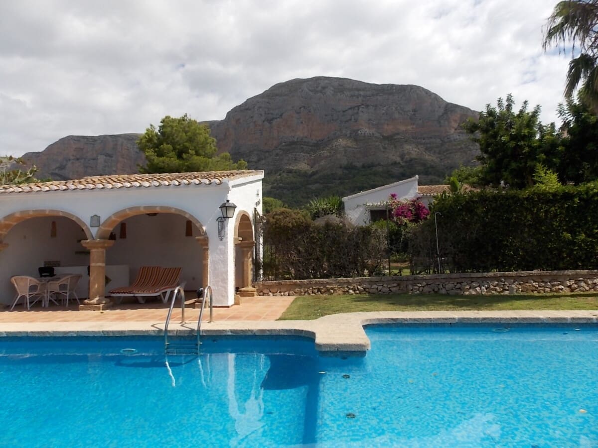 5 bedroom Villa for sale in Javea / Xabia with pool - € 1,250,000 (Ref: 9100171)