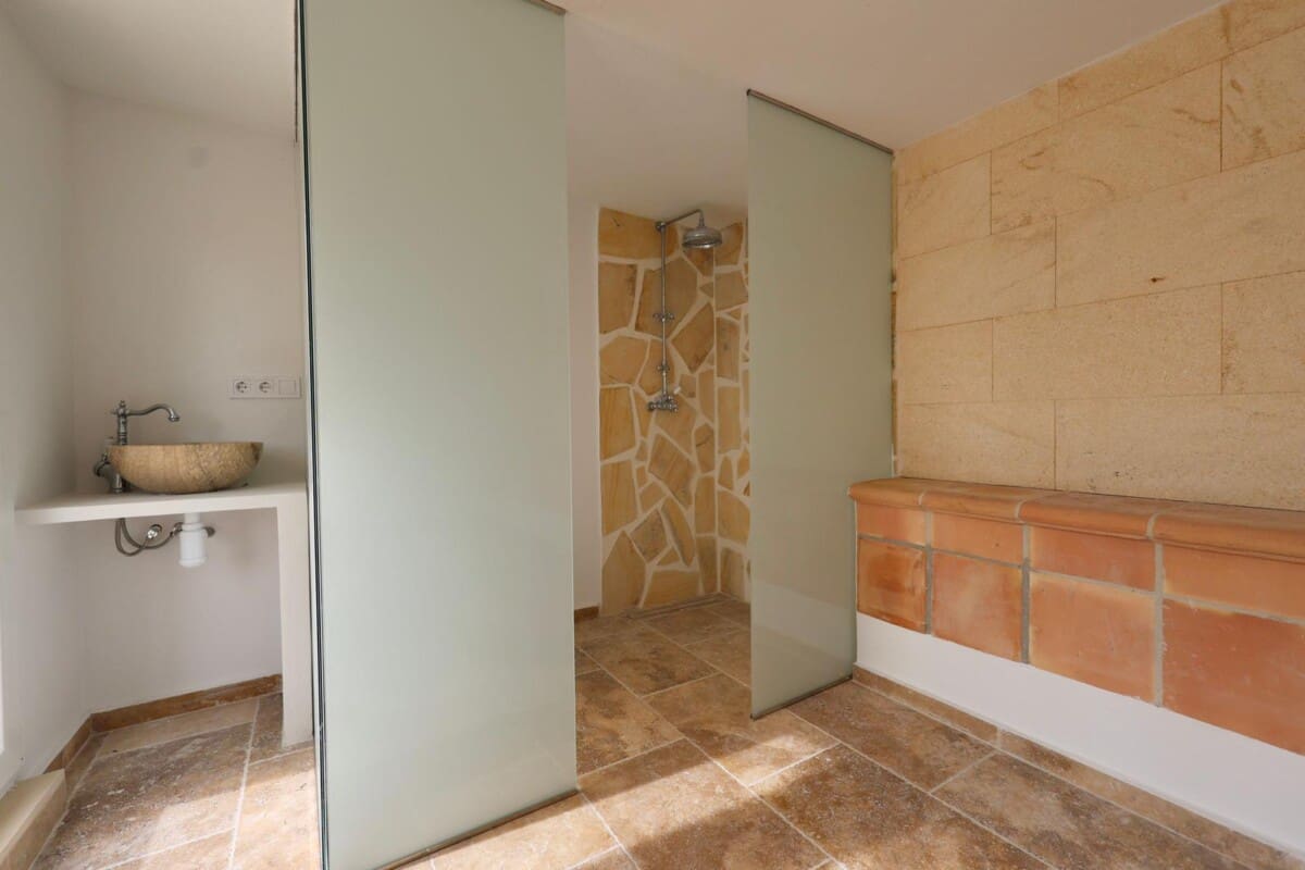 5 bedroom Villa for sale in Javea / Xabia with pool - € 950,000 (Ref: 9100172)