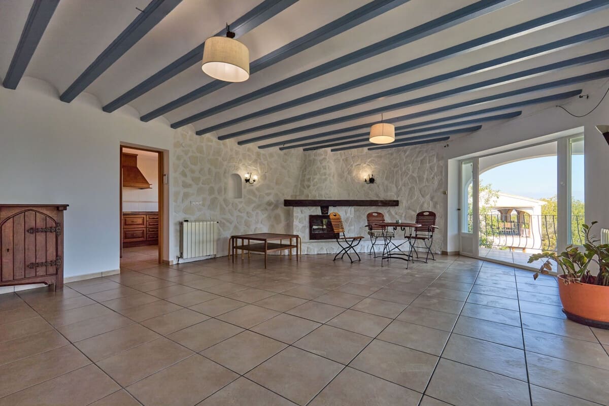 4 bedroom Villa for sale in Javea / Xabia with pool - € 875,000 (Ref: 9100175)