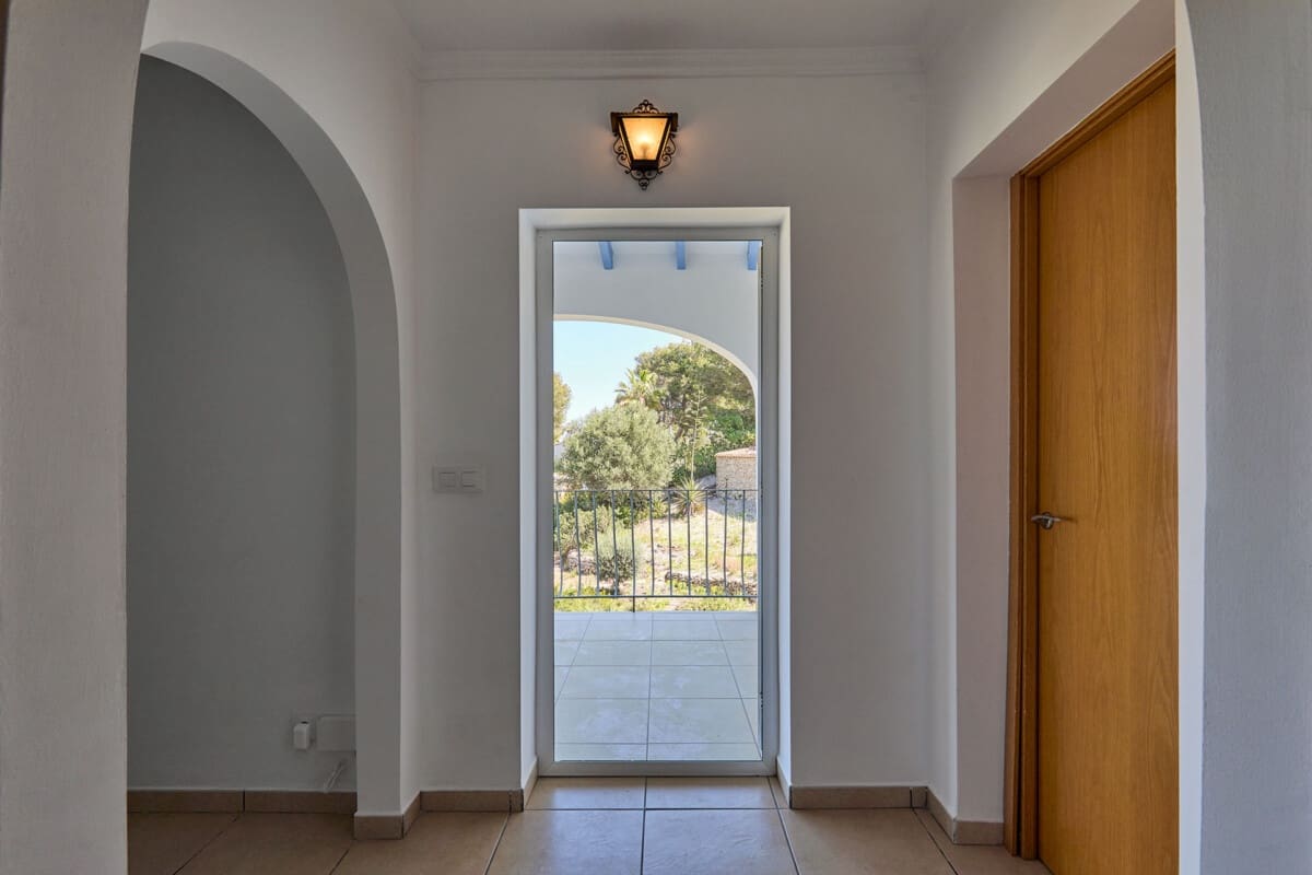 Chalet de 4 habitaciones en Javea / Xàbia en venta - 875.000 € (Ref: 9100175)