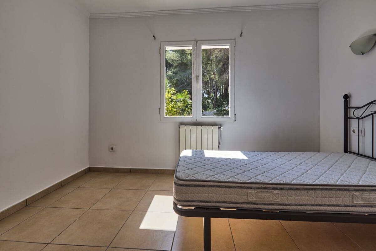 Chalet de 4 habitaciones en Javea / Xàbia en venta - 875.000 € (Ref: 9100175)