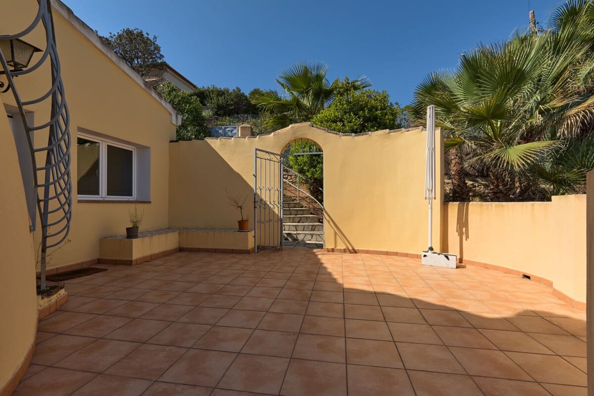 Chalet de 4 habitaciones en Javea / Xàbia en venta - 875.000 € (Ref: 9100175)