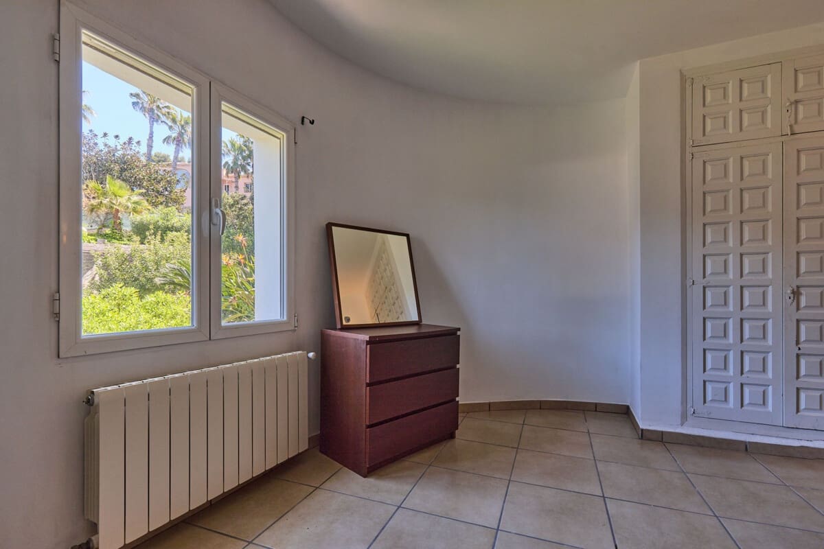 Chalet de 4 habitaciones en Javea / Xàbia en venta - 875.000 € (Ref: 9100175)