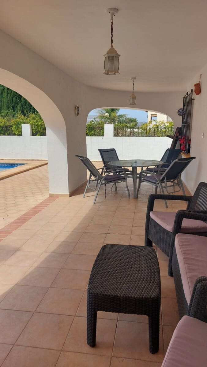 4 bedroom Villa for sale in Javea / Xabia with pool - € 695,000 (Ref: 9100176)