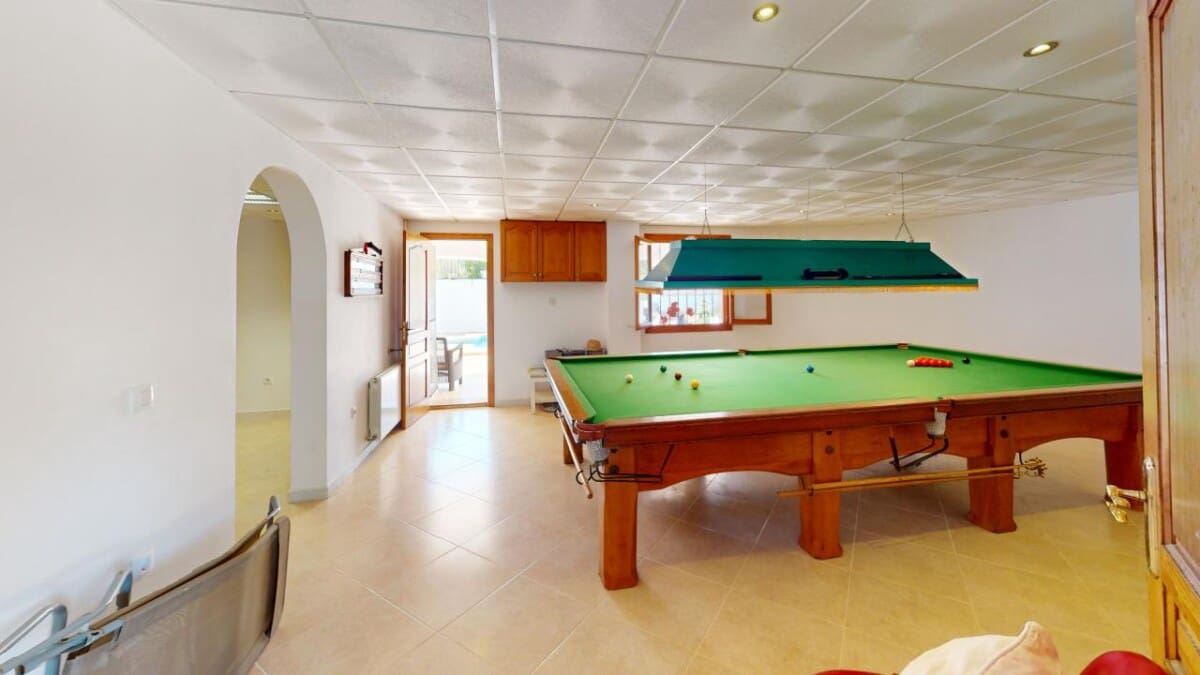 4 bedroom Villa for sale in Javea / Xabia with pool - € 695,000 (Ref: 9100176)