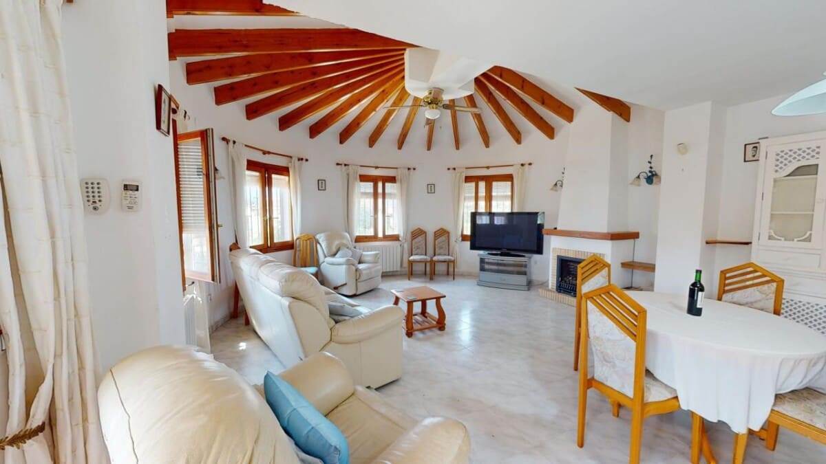 4 bedroom Villa for sale in Javea / Xabia with pool - € 695,000 (Ref: 9100176)